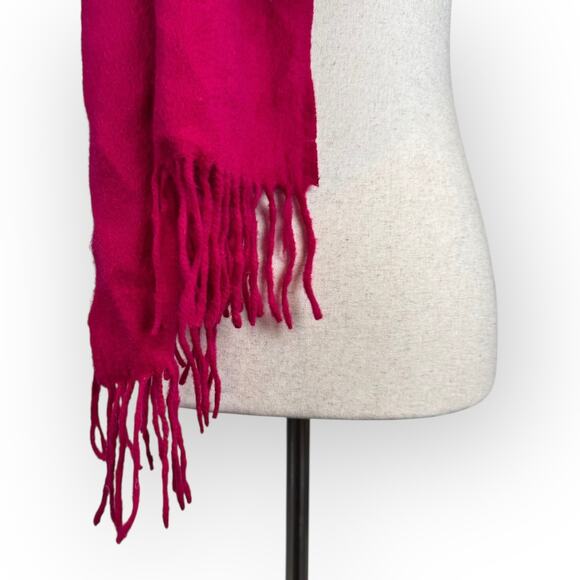 Vintage Talbots 100% Cashmere Red Oversized Scarf - Picture 8 of 10